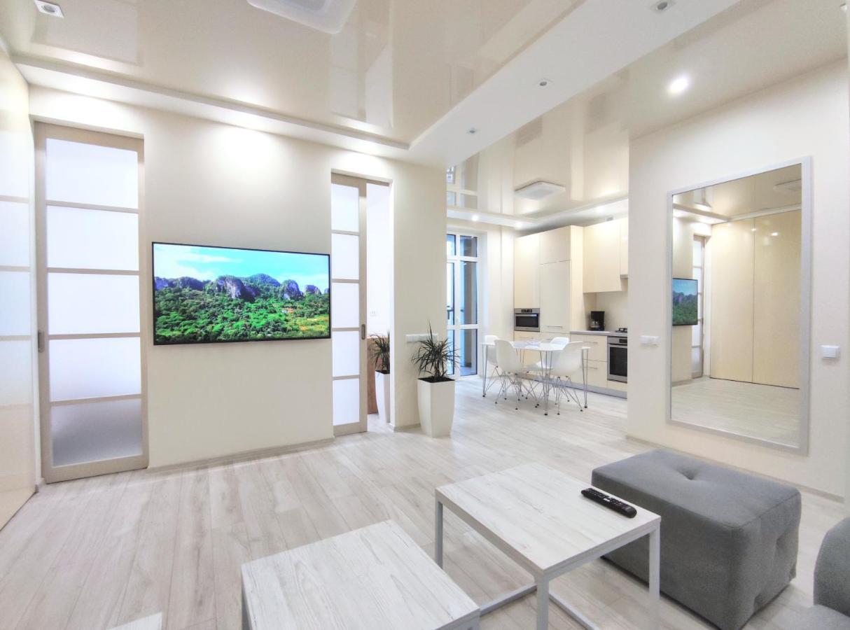 "Well-Being" Popular Among Business Person Apartman Lviv Kültér fotó